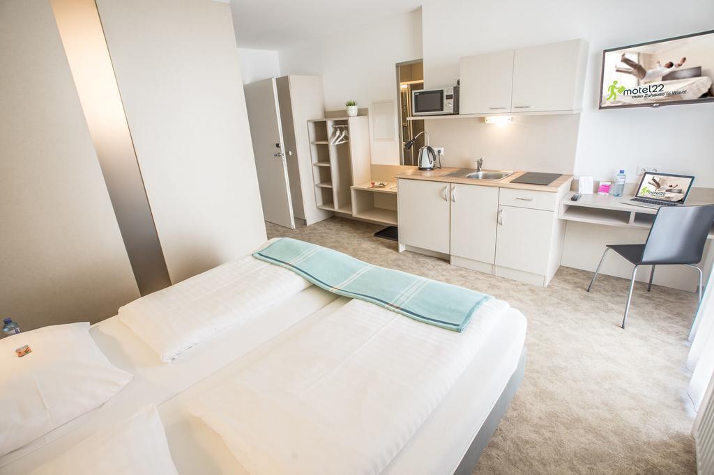 Motel22 Parkplatz Inklusive Вена Экстерьер фото